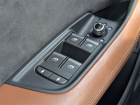 Used 2019 Audi Q7 3.0T Prestige image 26