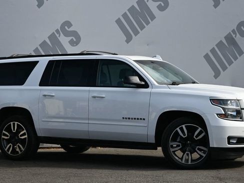 Used 2018 Chevrolet Suburban Premier AWD/4WD image 3