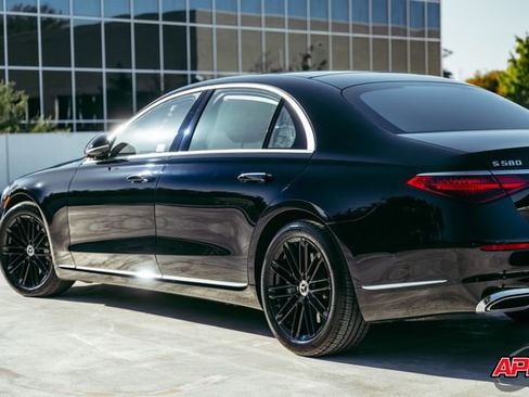 Used 2021 Mercedes-Benz S 580 4MATIC Sedan image 52
