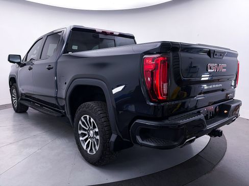 Used 2023 GMC Sierra 1500 AT4 w/ Technology Package AWD/4WD image 15