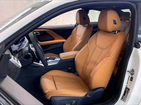 Used 2025 BMW 230i xDrive Coupe w/ Premium Package AWD/4WD image 9