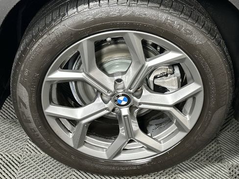 Used 2024 BMW X3 xDrive30i w/ Premium Package image 9