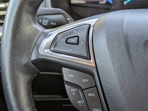 Used 2023 Ford Edge SEL image 25