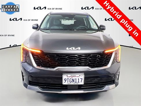 Certified 2025 Kia Sorento EX image 2