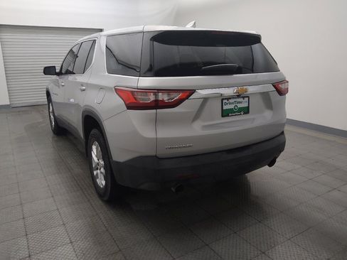 Used 2020 Chevrolet Traverse LS FWD image 6