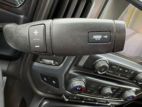 Used 2014 Chevrolet Silverado 1500 LTZ Z71 AWD/4WD image 33
