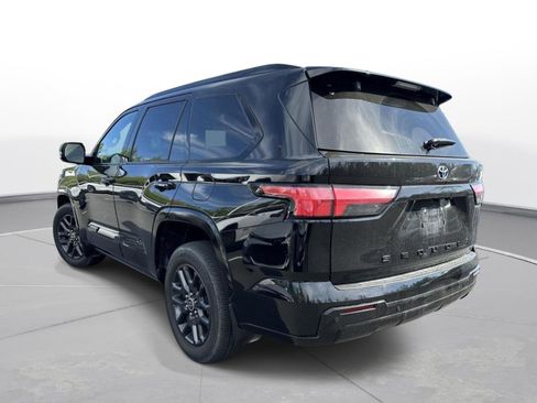 Certified 2023 Toyota Sequoia Platinum AWD/4WD image 8