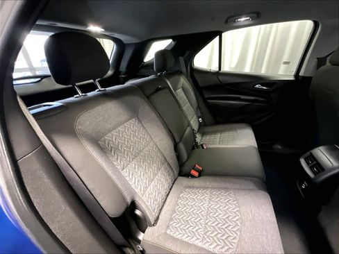 Used 2022 Chevrolet Equinox LT w/ LPO, Floor Liner Package image 16