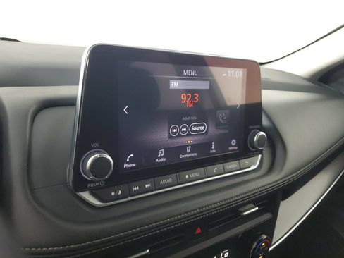 Used 2024 Nissan Rogue SV AWD/4WD image 27