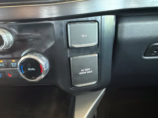 Used 2023 Ford F250 Lariat w/ Sport Appearance Package AWD/4WD image 25