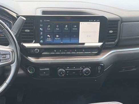 Used 2024 Chevrolet Silverado 2500 LT image 14