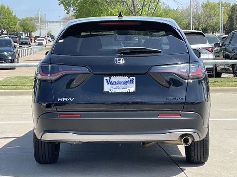 Used 2025 Honda HR-V Sport image 5