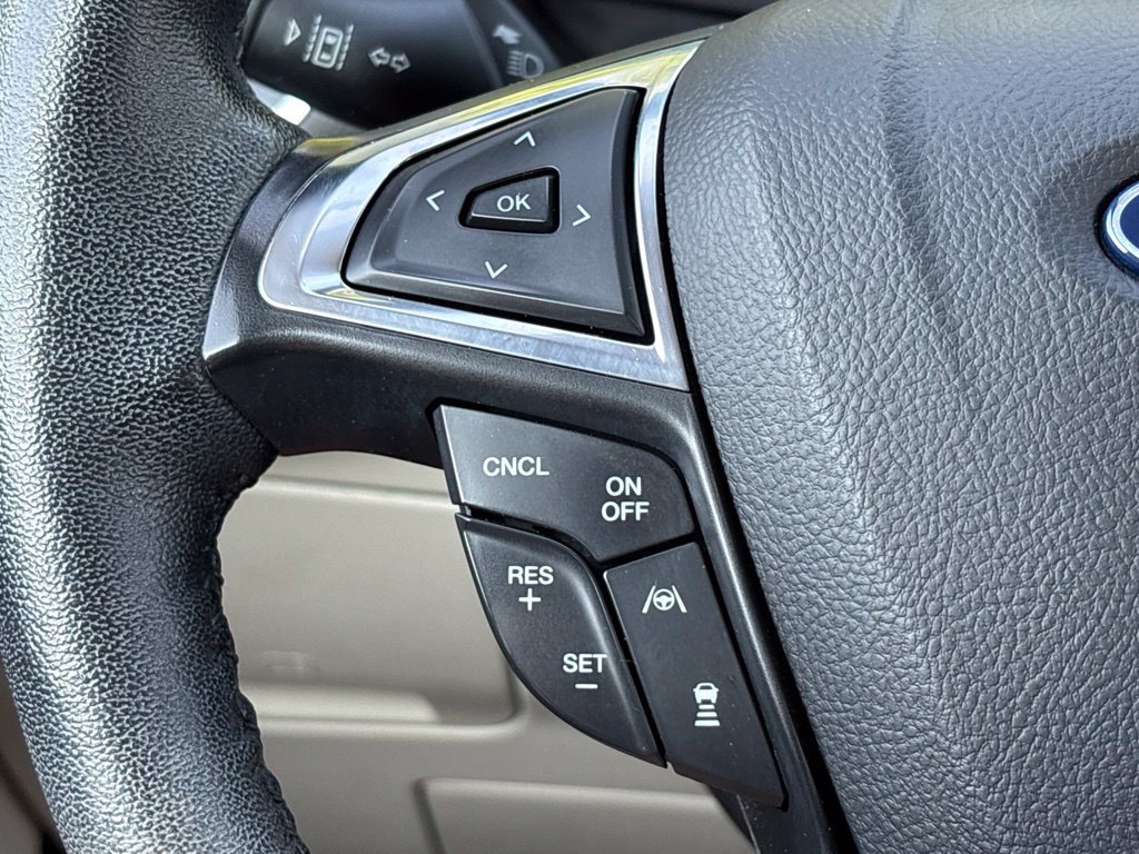 Used 2022 Ford Edge Titanium AWD/4WD image 20