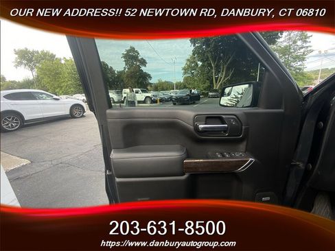 Used 2020 GMC Sierra 1500 Elevation w/ Elevation Value Package AWD/4WD image 18