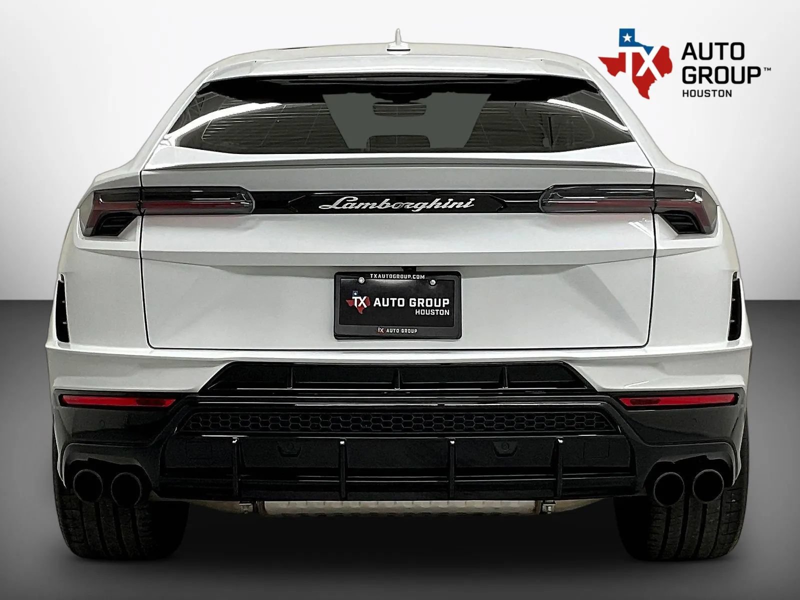 Used 2024 Lamborghini Urus S AWD/4WD image 7