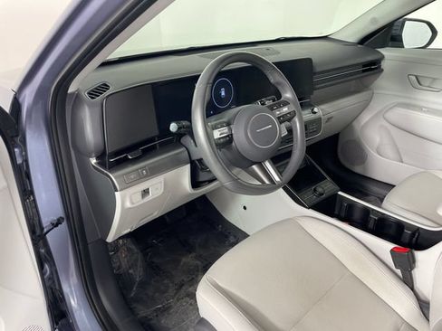 Certified 2024 Hyundai Kona SEL FWD image 3