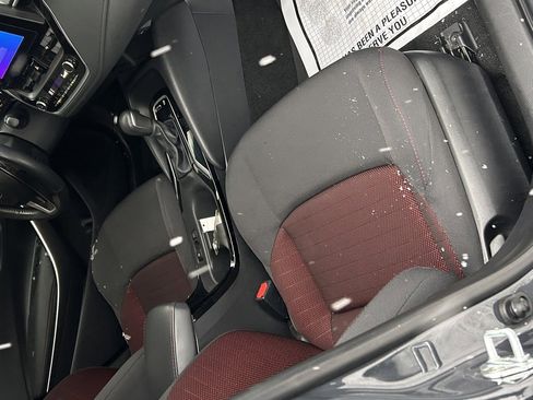 Used 2024 Toyota Corolla SE image 14