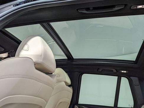 Used 2021 BMW X3 xDrive30i w/ Premium Package image 12