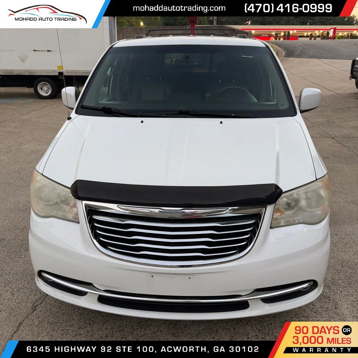 Used 2014 Chrysler Town & Country Touring FWD image 1