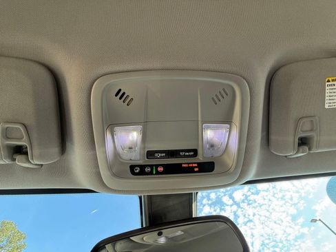 Used 2018 Chevrolet Malibu LT image 50