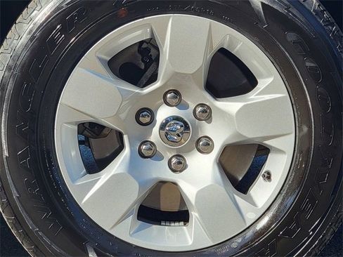 Certified 2025 RAM 1500 Big Horn image 17