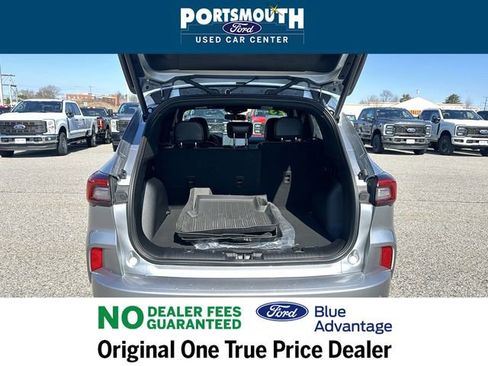 Certified 2023 Ford Escape ST-Line Elite w/ Premium Technology Package image 16