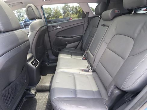 Used 2017 Hyundai Tucson Limited w/ Limited Ultimate Package 03 FWD image 12