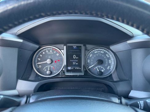 Used 2023 Toyota Tacoma TRD Off-Road image 13