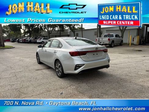 Used 2021 Kia Forte LXS FWD image 6