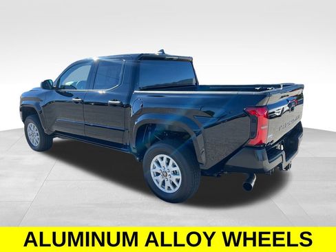 Used 2025 Toyota Tacoma SR image 3