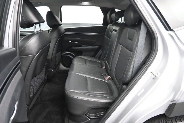 Used 2024 Hyundai Tucson Limited AWD/4WD image 12
