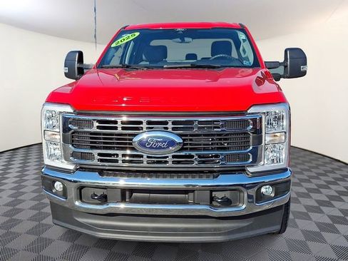 Used 2025 Ford F250 XLT AWD/4WD image 2