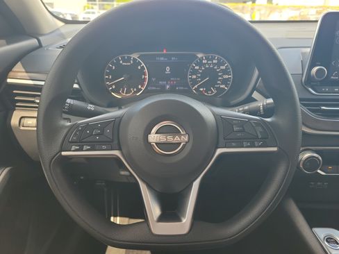 Certified 2024 Nissan Altima 2.5 SV FWD image 23