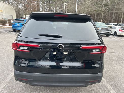New 2026 Toyota Grand Highlander XLE image 15