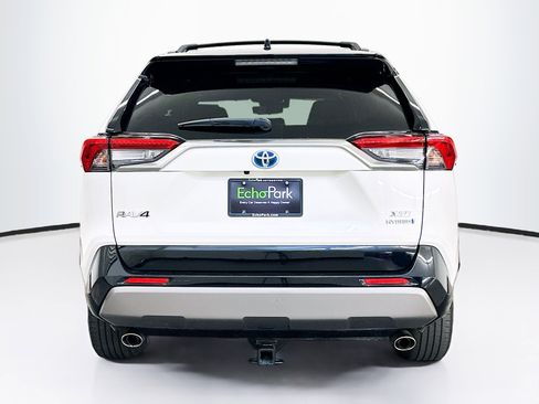 Used 2020 Toyota RAV4 XSE image 7