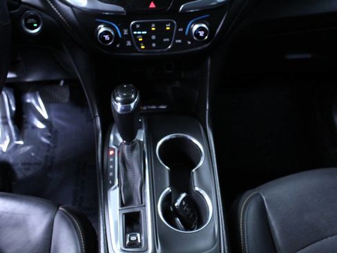 Used 2019 Chevrolet Equinox Premier image 23