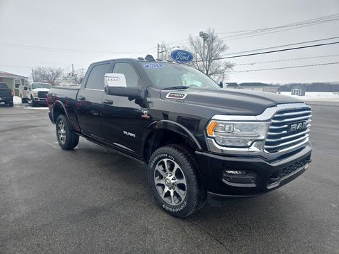 Used 2023 RAM 2500 Limited image 4