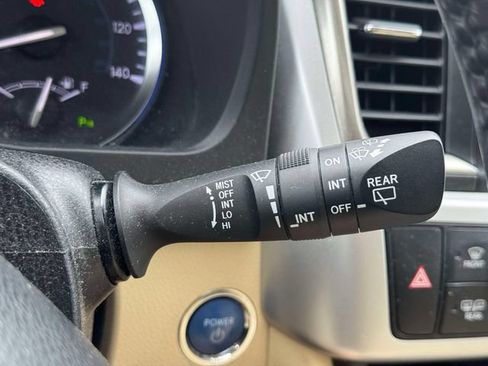 Used 2016 Toyota Highlander Limited w/ Protection Package #3 AWD/4WD image 30