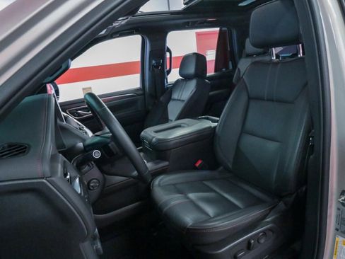 Used 2024 Chevrolet Tahoe RST w/ Luxury Package image 12