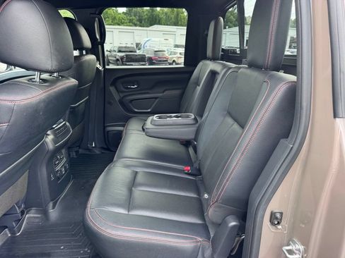 Used 2022 Nissan Titan PRO-4X w/ Pro-4x Convenience Package AWD/4WD image 33