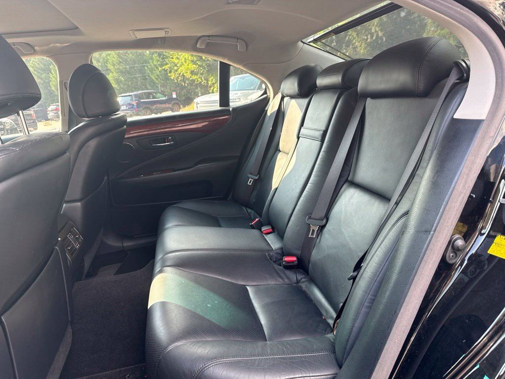 Used 2010 Lexus LS 460 RWD image 7