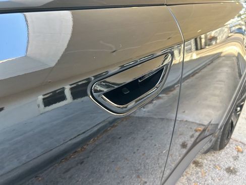 Used 2024 Jeep Wagoneer Launch Edition image 17