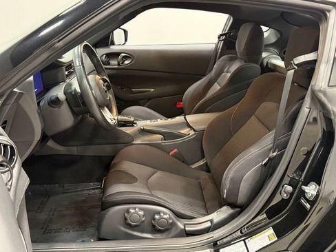 Used 2024 Nissan Z Sport w/ Floor Mat Package RWD image 15