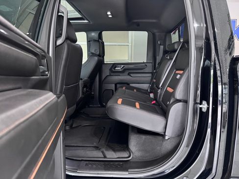 Certified 2024 GMC Sierra 2500 AT4 w/ AT4 Preferred Package AWD/4WD image 12