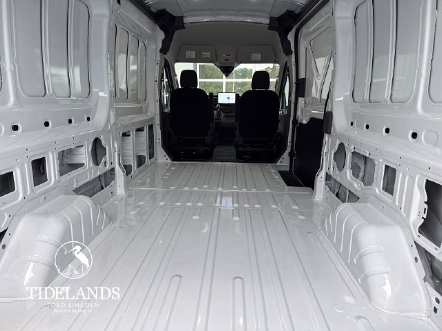 New 2027 Ford Transit 250 148 Medium Roof RWD image 9