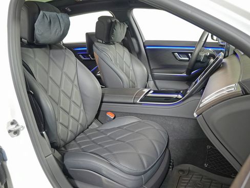 Certified 2023 Mercedes-Benz Maybach S 680 4MATIC image 16