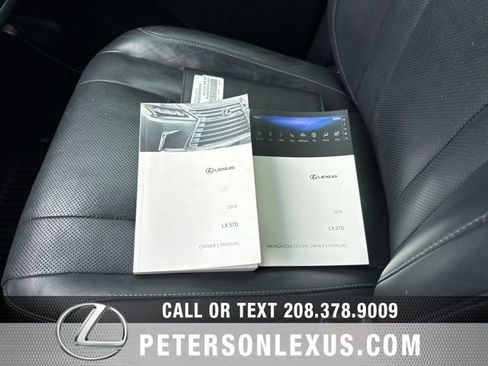 Used 2019 Lexus LX 570 4WD w/ Luxury Package image 32