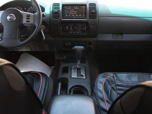 Used 2006 Nissan Xterra S AWD/4WD image 34