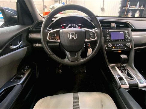 Used 2018 Honda Civic LX image 5