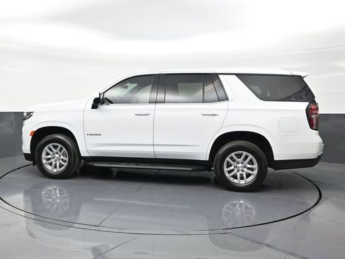 Used 2024 Chevrolet Tahoe LS RWD image 2